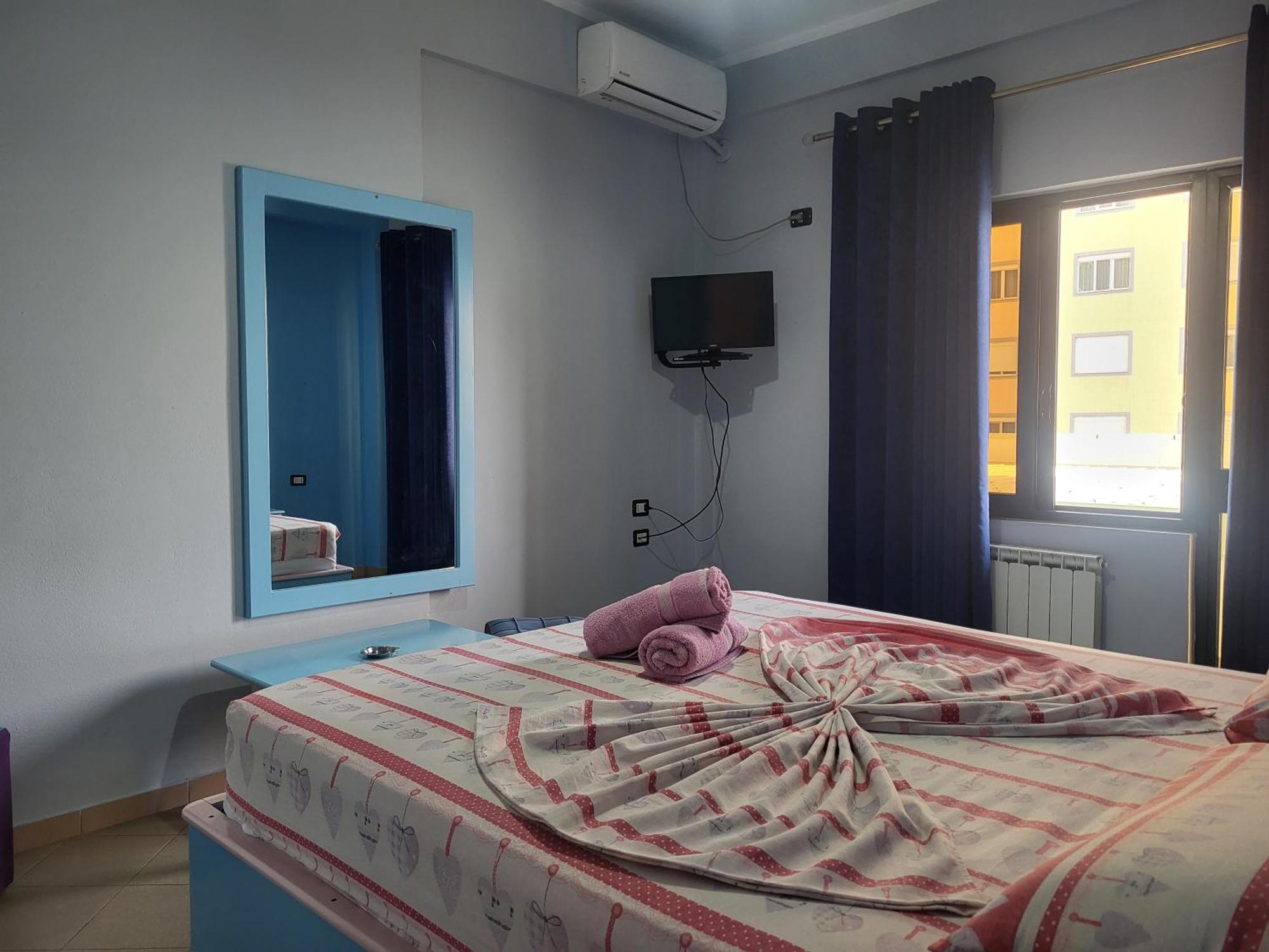 Hotel Europa Lezhë Dış mekan fotoğraf