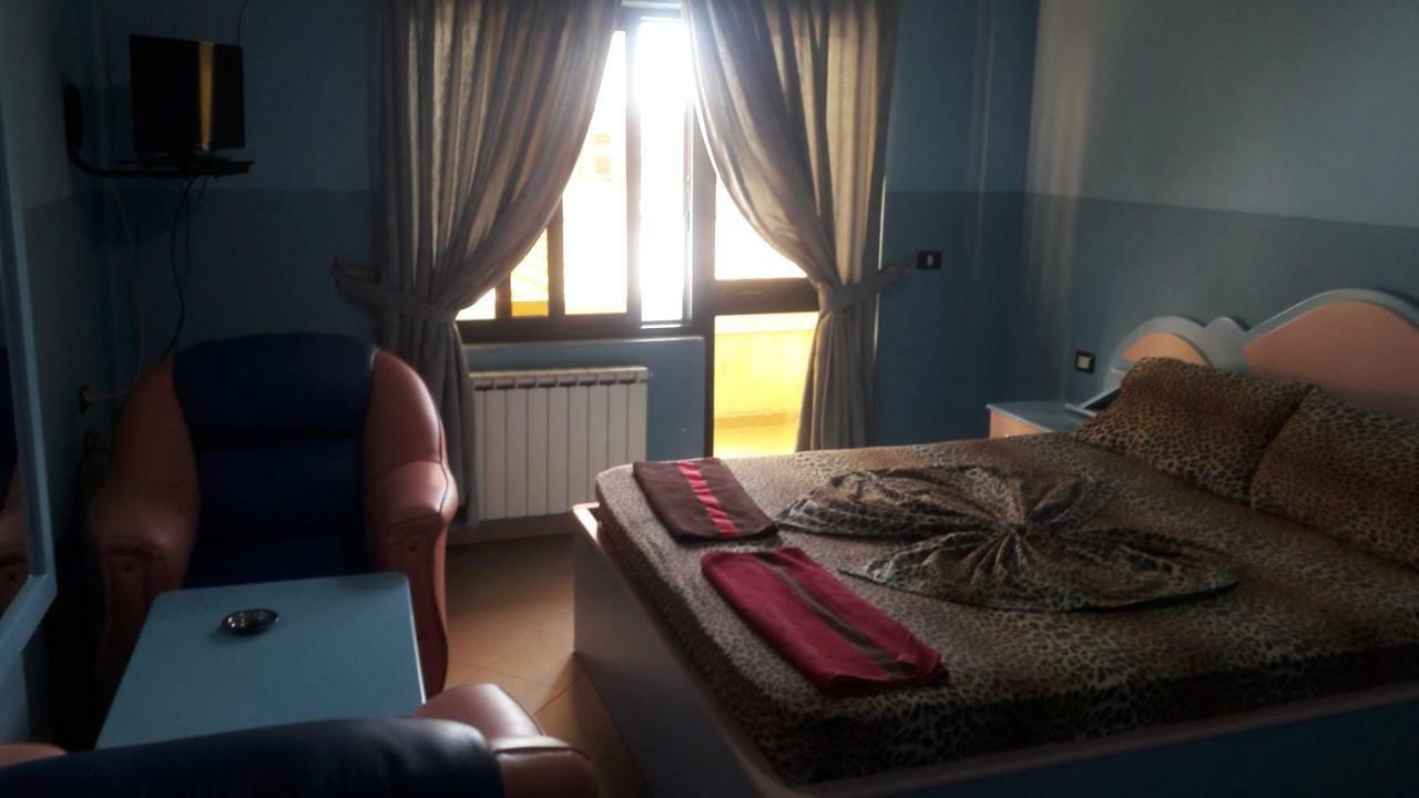 Hotel Europa Lezhë Dış mekan fotoğraf